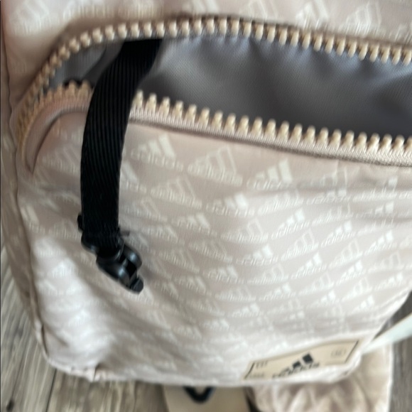 Adidas Tan Belt Bag Sleek Modern Design - Picture 7 of 9